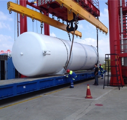 El tanque de vacío de acero inoxidable del relleno del nitrógeno de líquido del tanque de almacenamiento del compresor de aire del camión del transporte del oxígeno líquido en venta